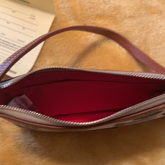 Dooney & Bourke Disney 55th Anniversary Large Slim Wristlet DLR11 SD - Picture 4 of 5